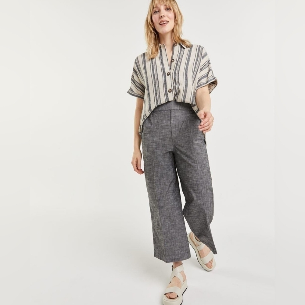 Wide Leg Cropped  Chambray Pant